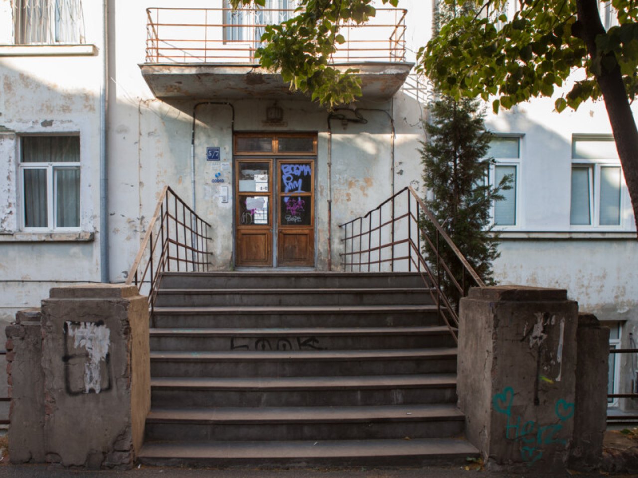 ТБИЛИСИ: XX век в архитектуре Тбилиси. От эклектики до брутализма-35